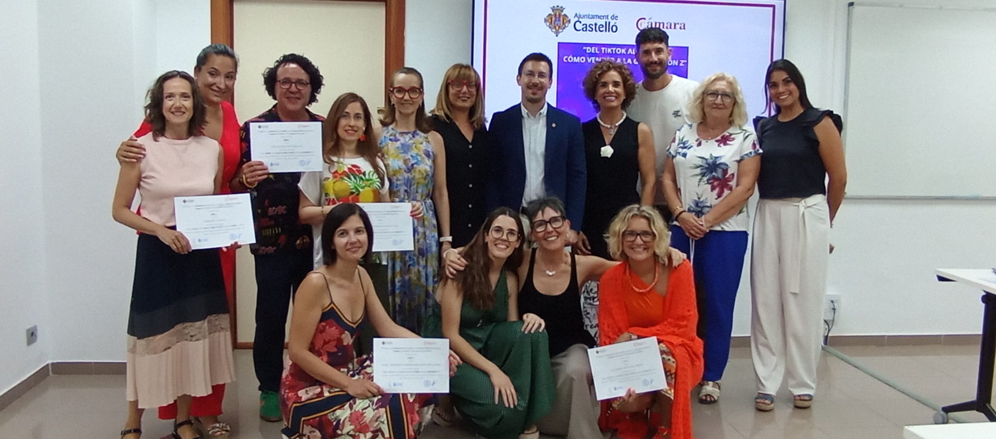 La concejalía de Comercio y la Cámara de Comercio clausuran una formación pionera para ayudar a los comercios de Castellón a conectar con las nuevas generaciones