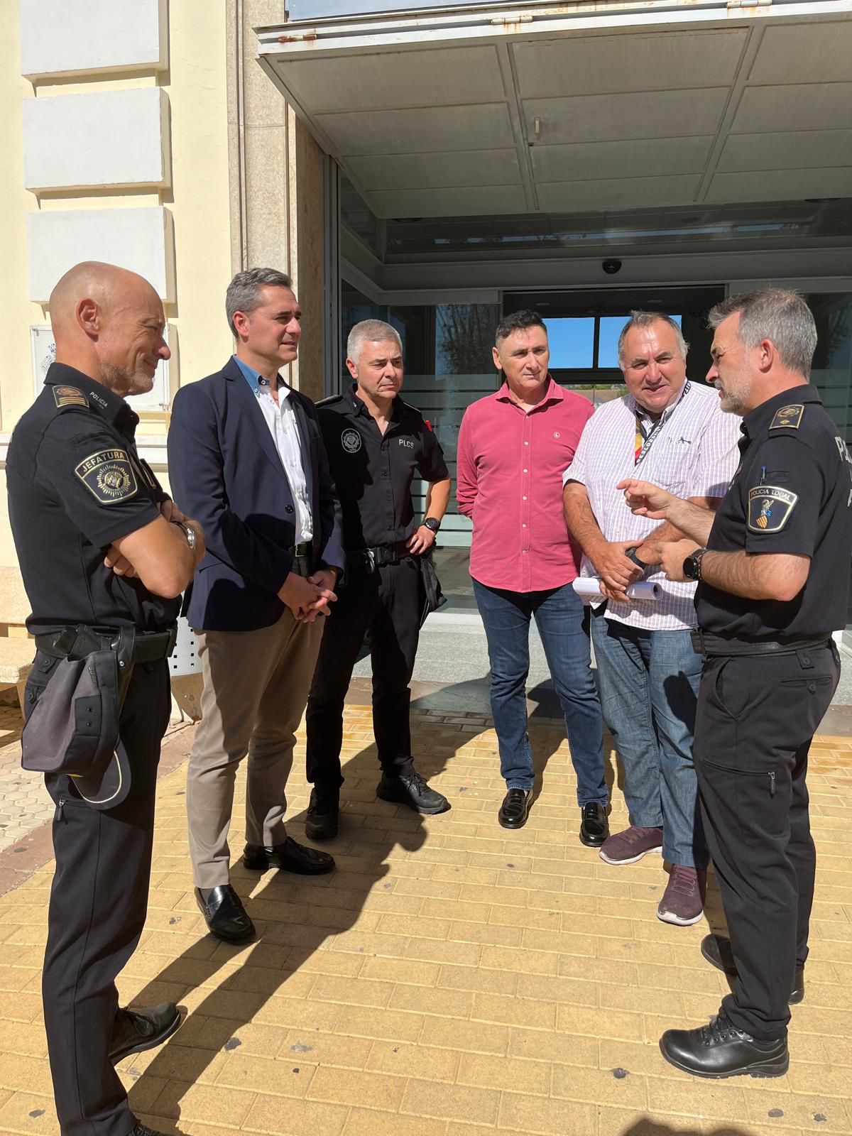 La Policia Local de Castelló mostra a la Policia Local de Benidorm l'innovador sistema de control de velocitat de patinets elèctrics