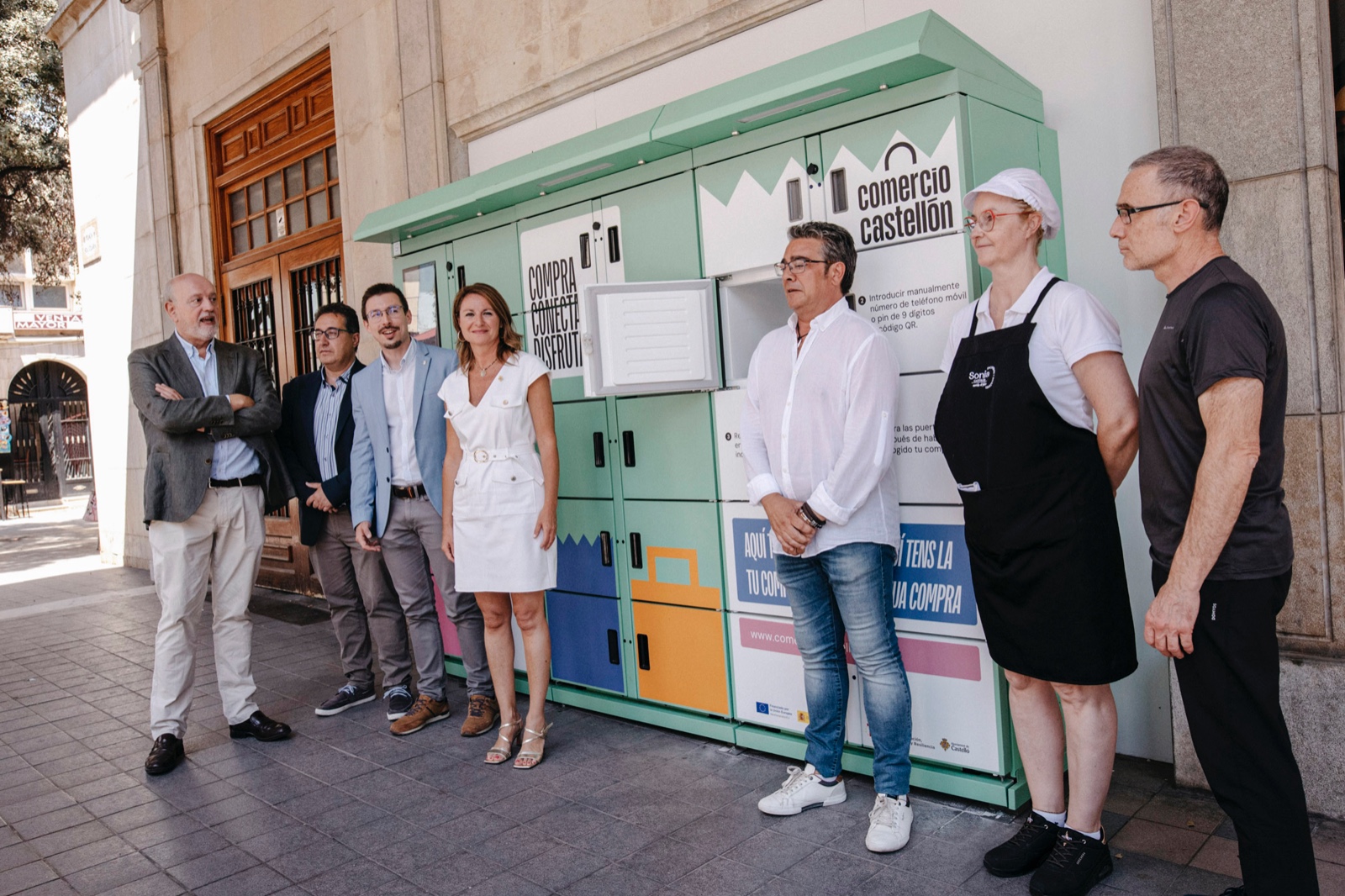 Begoña Carrasco: _u_201cHoy presentamos las taquillas inteligentes, una  herramienta más que ponemos a su disposición para permitir que nuestro comercio de proximidad sea más competitivo adaptándose a los nuevos hábitos de consumo. Este servicio está previsto que se integre en la Tarjeta Ciudadana_u_201d