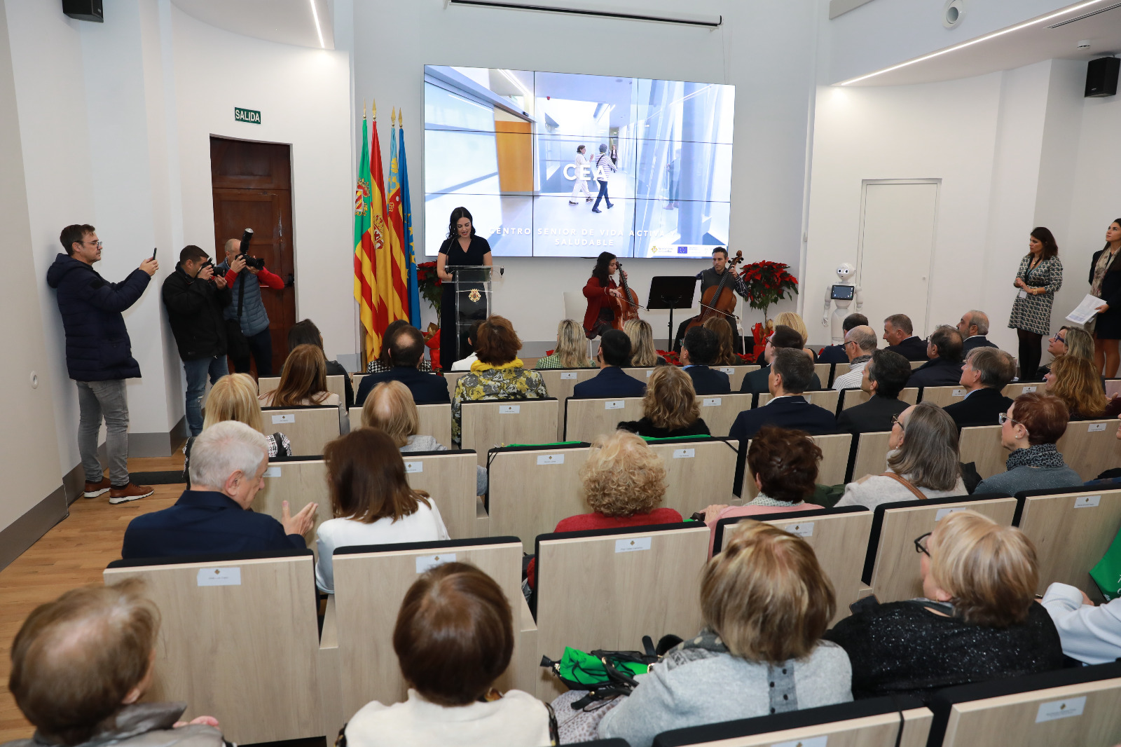 Carrasco: “El Centro Sénior de Vida Activa y Saludable abre sus puertas para ser un referente nacional donde envejecer rompiendo moldes”