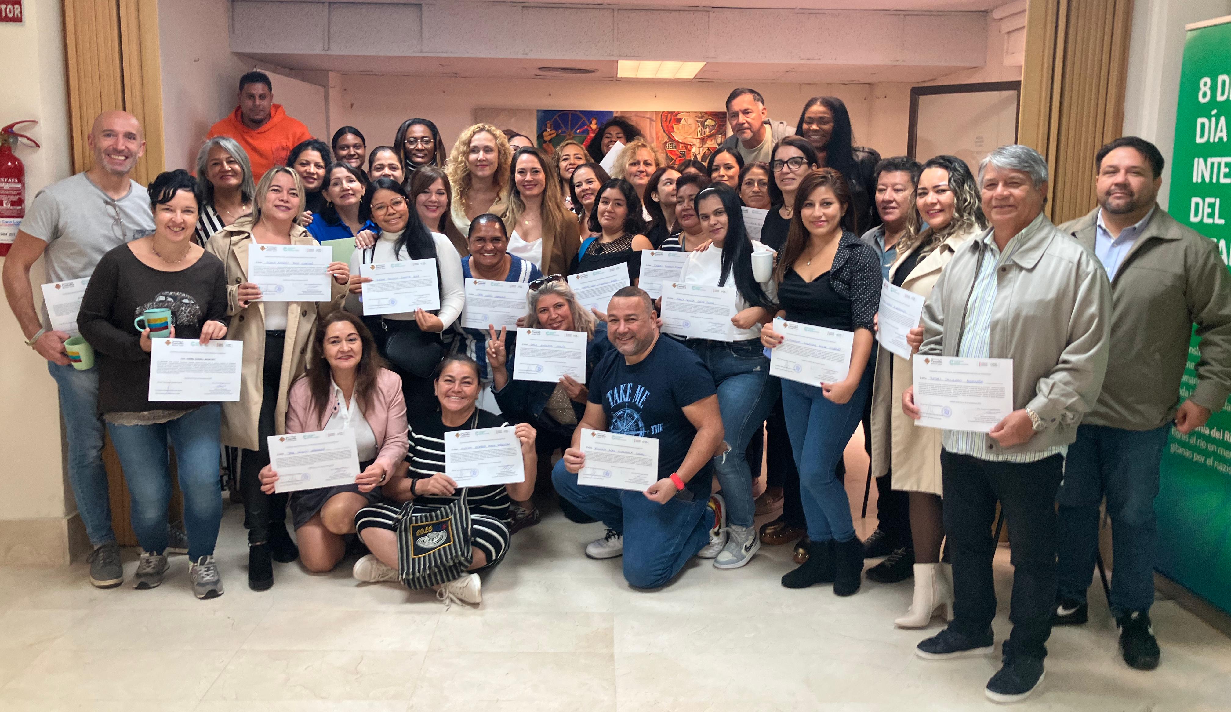 La concejala de Bienestar Social, Maica Hurtado, clausura el curso de ‘Cuidados Sanitarios para Personas Mayores en su domicilio’