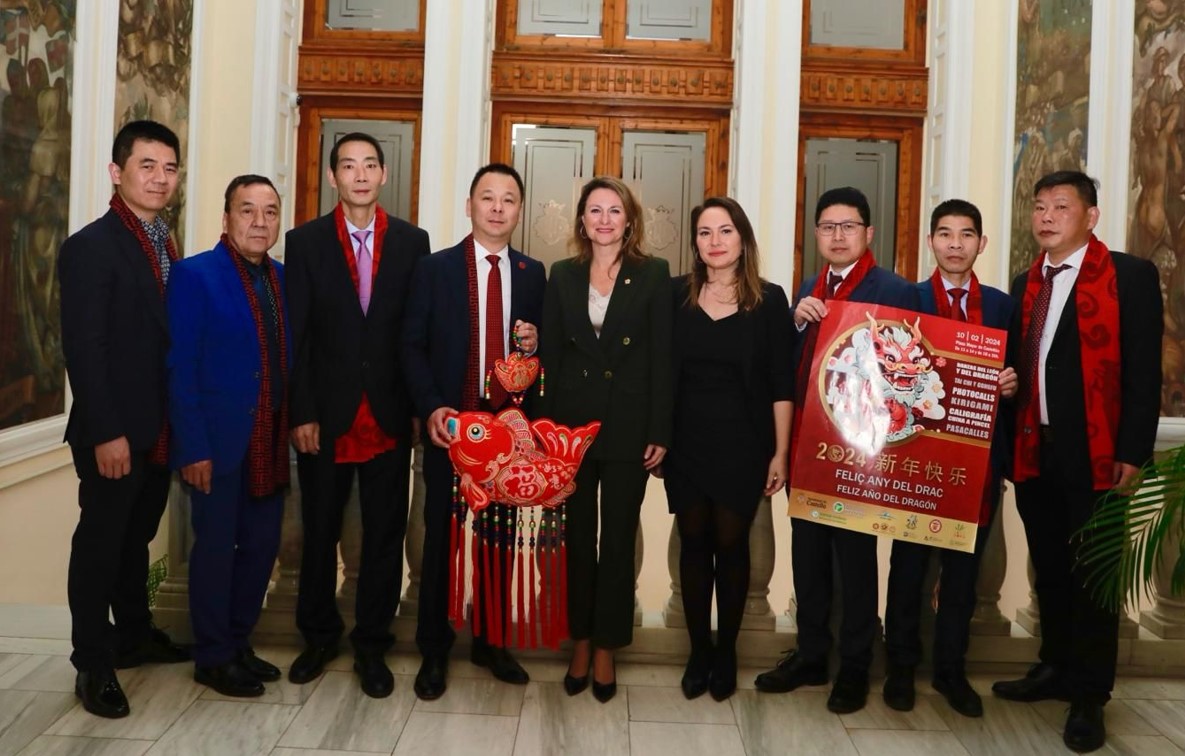 Castelló es prepara per a la celebració aquest cap de setmana de l'Any Nou Xinés