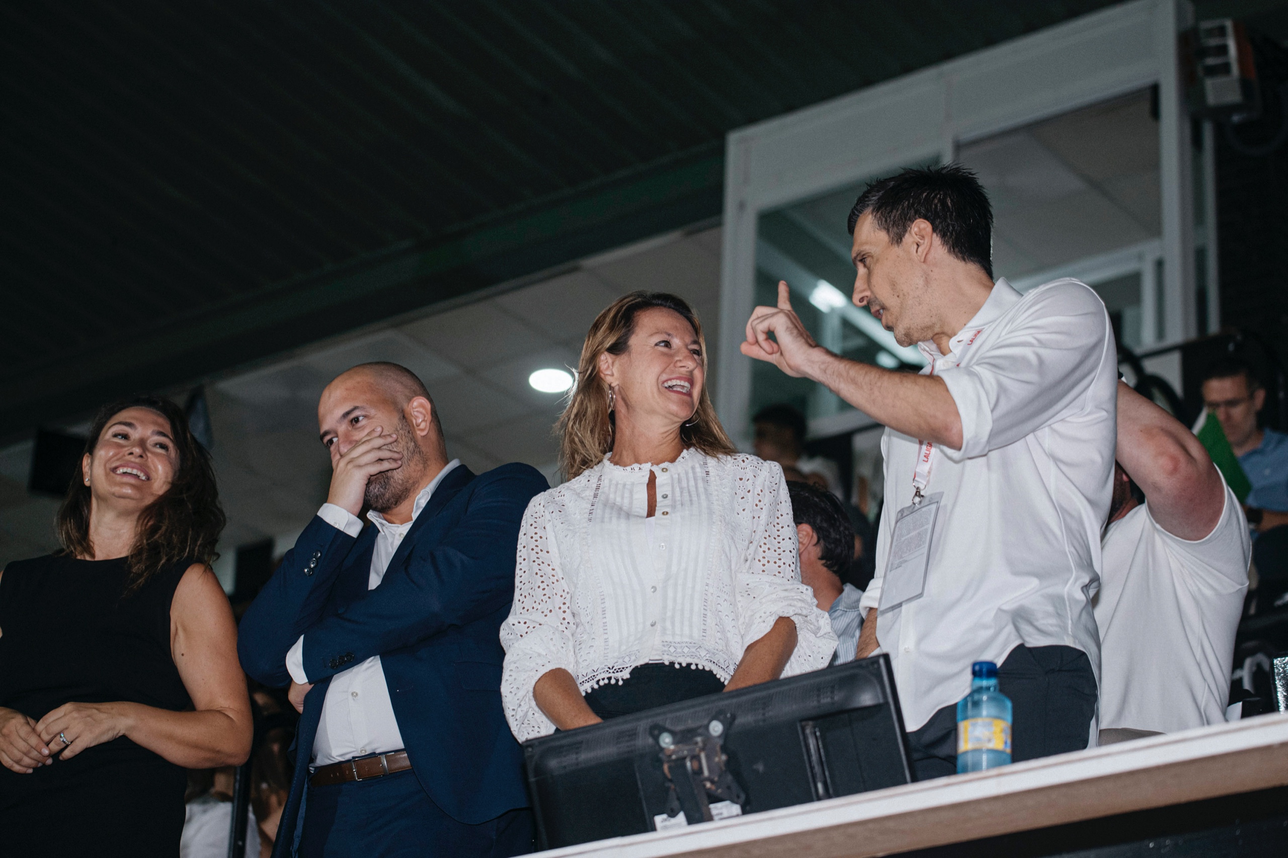 Begoña Carrasco assisteix en l'Estadi Skyfi Castàlia a l'estrena del CD Castellón en el seu retorn al futbol professional de la Lliga Hypermotion