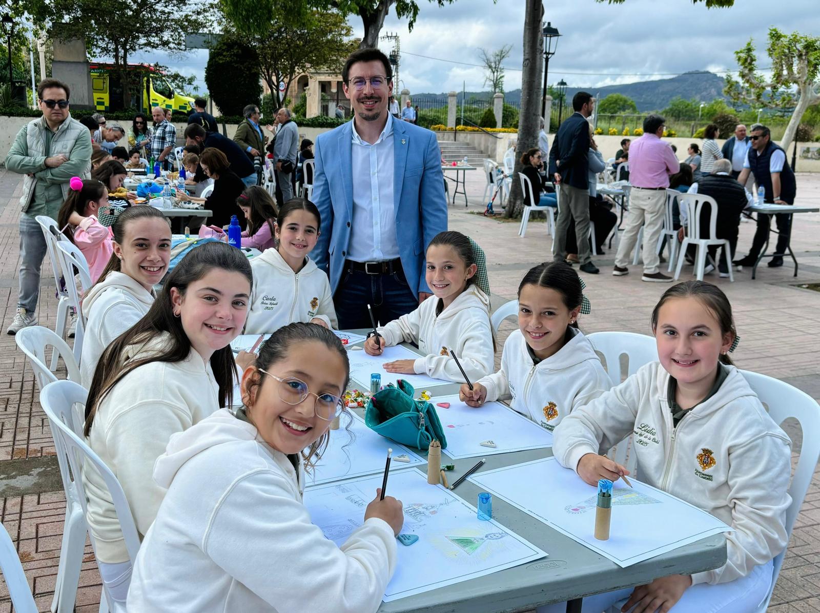 Vidal destaca la imaginación y el talento infantil en la XVII edición del concurso de dibujo ‘Ven a pintar a Lledó’