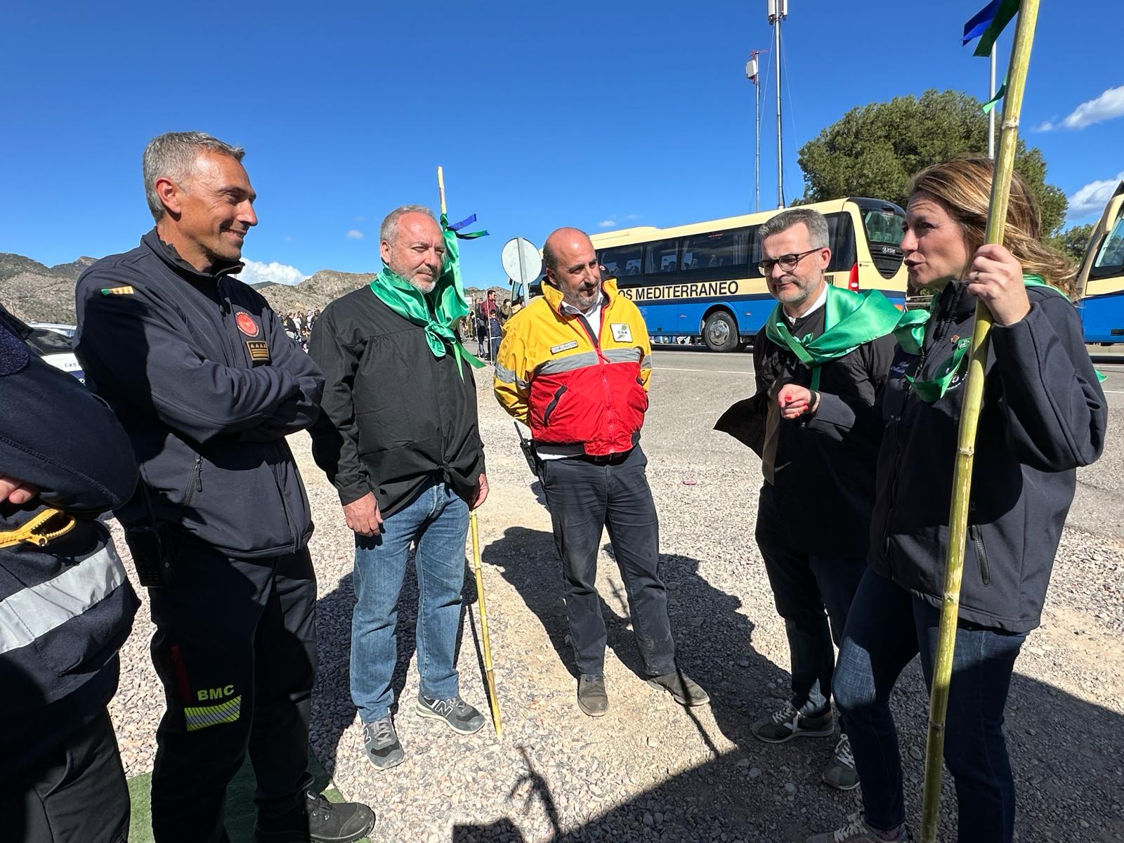 Carrasco visita el punt de comandament avançat en la ‘Romeria dels Canyes’